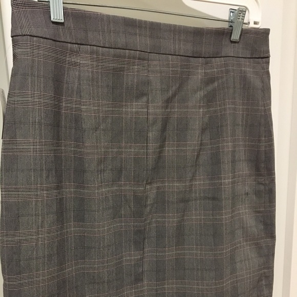 ☀️2/$22☀️ NWT Reitmans Plaid Pencil Skirt - Picture 5 of 5
